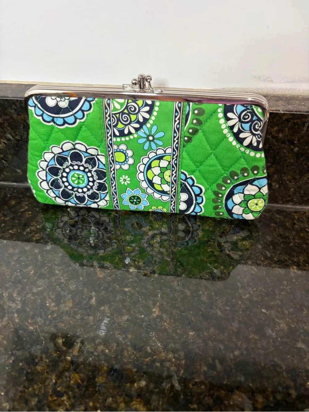 VERA BRADLEY Quilted Kisslock Clutch Wallet in retired Cupcake Green Pattern